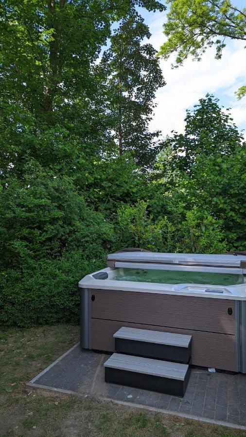 Fleesentraum Seevilla Kormoran - Direkt Am Fleesensee - Familien Und Aktivurlauber - Whirlpool Sauna Garten Nintendo - Sup Kanu Kajak Inklusive Гёрен-Леббин Экстерьер фото